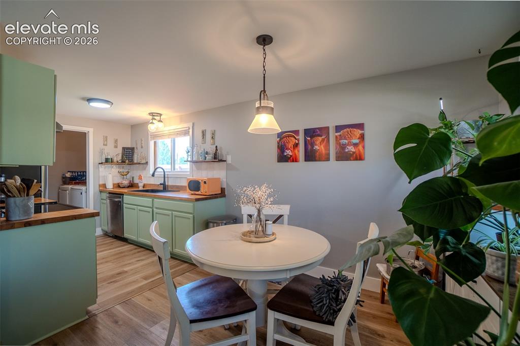6825 Cory Place Colorado Springs CO 80915
