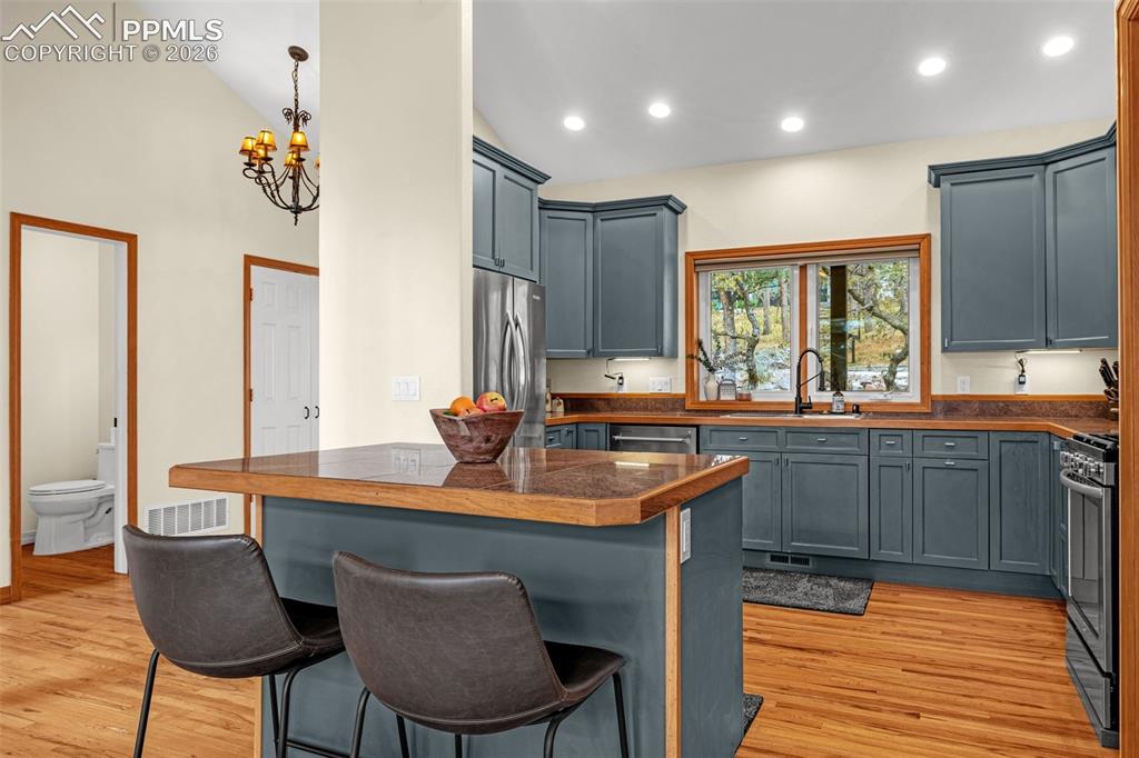 25 Leaming Road Colorado Springs CO 80906