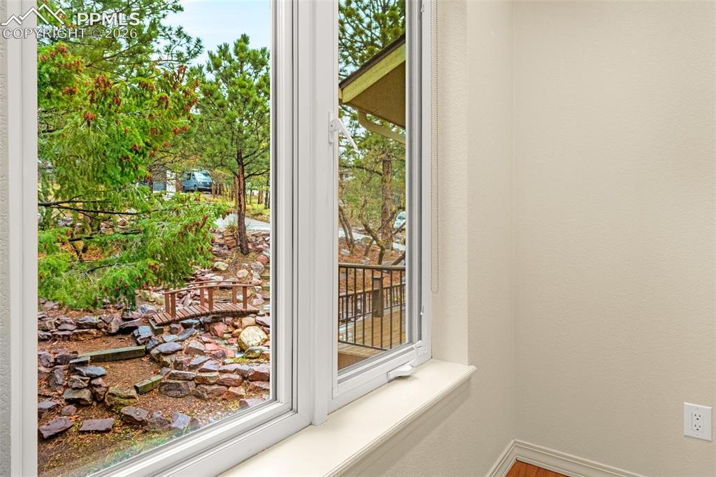 25 Leaming Road Colorado Springs CO 80906
