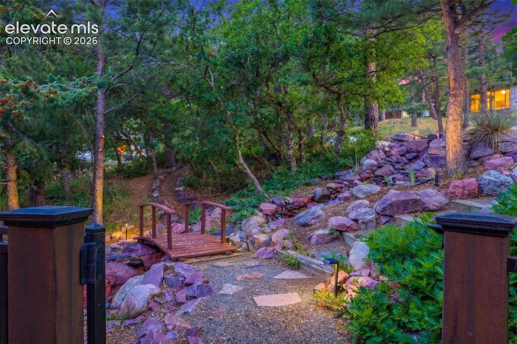 25 Leaming Road Colorado Springs CO 80906
