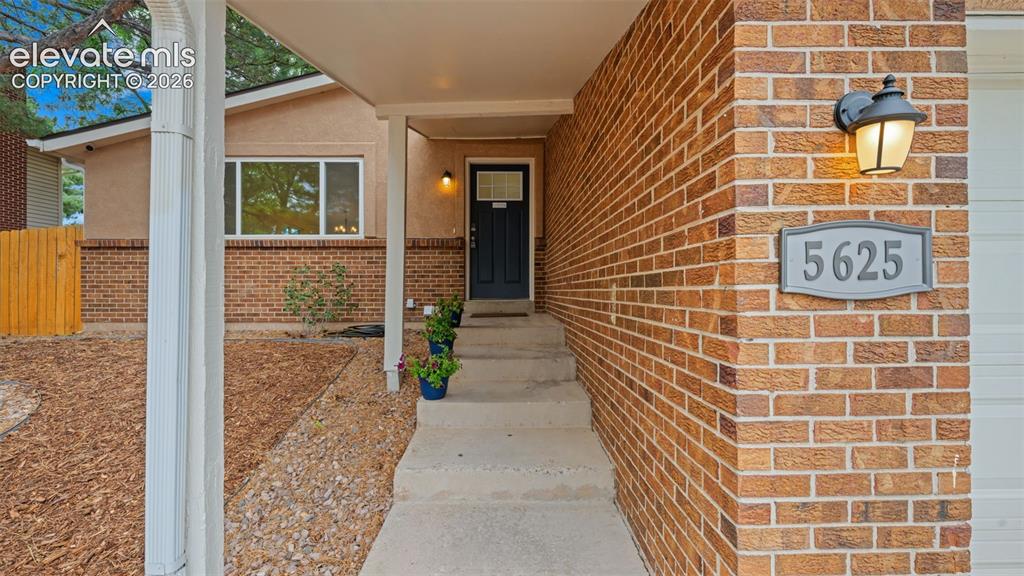 5625 Escapardo Way Colorado Springs CO 80917