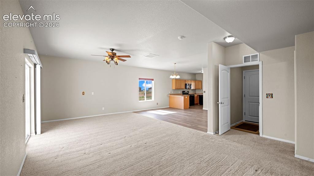 1133 E Ivanhoe Drive Pueblo CO 81007