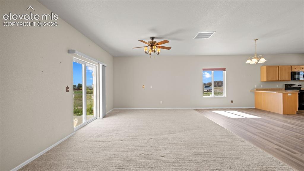 1133 E Ivanhoe Drive Pueblo CO 81007