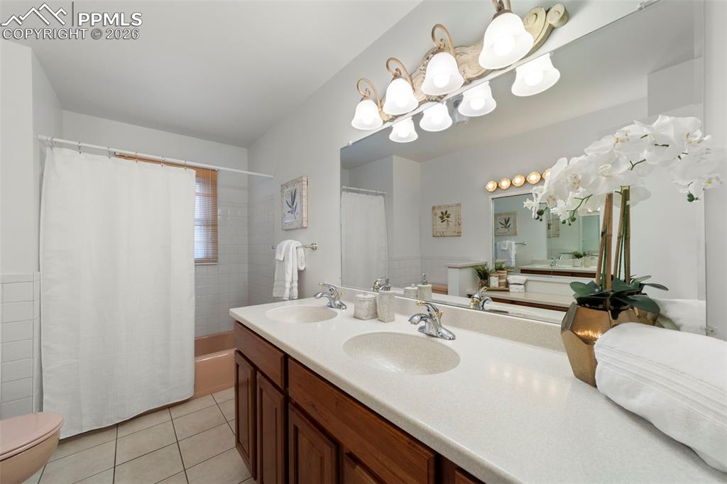 805 Crown Ridge Drive Colorado Springs CO 80904