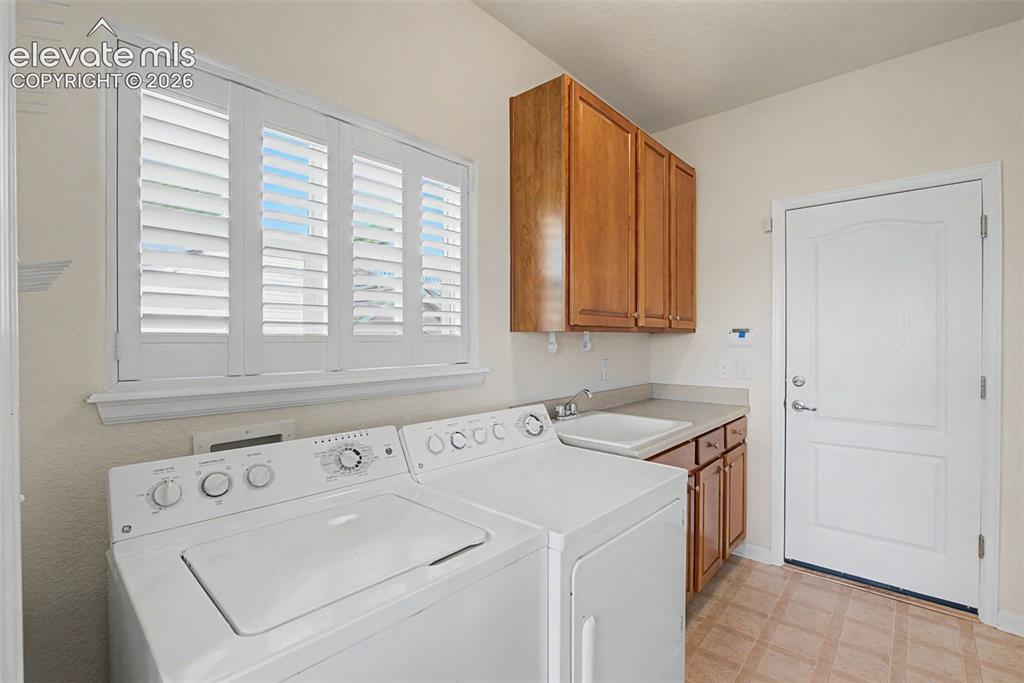 1878 Parliament Drive Colorado Springs CO 80920