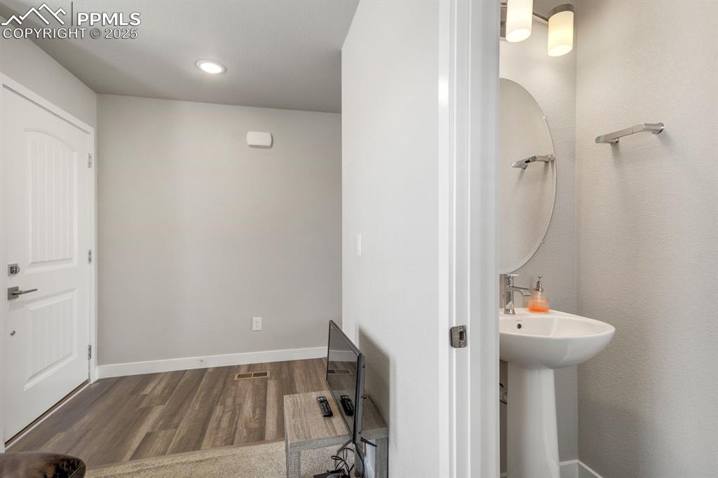 10384 Horton Drive Colorado Springs CO 80925