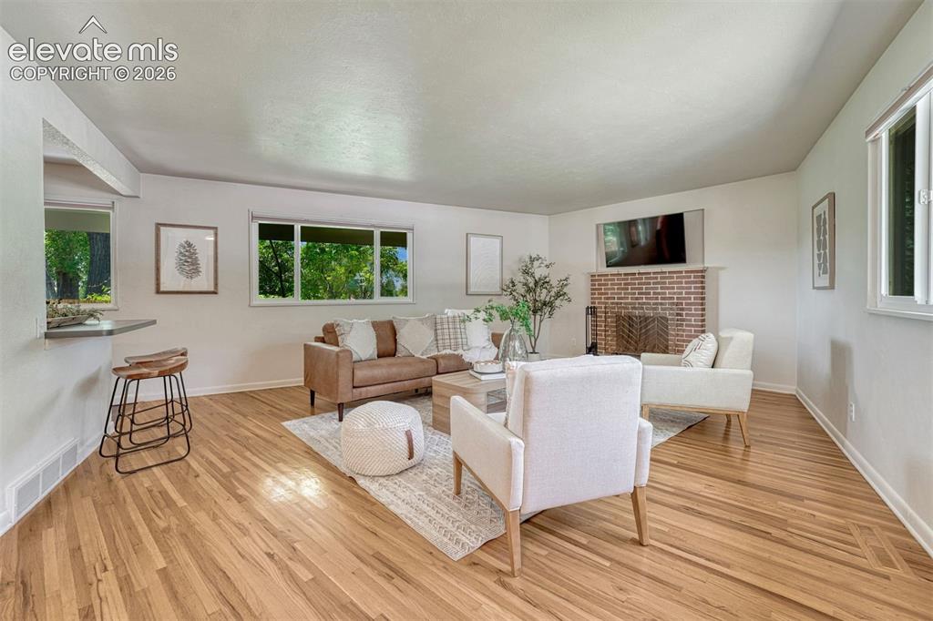 2103 Paseo Road Colorado Springs CO 80907