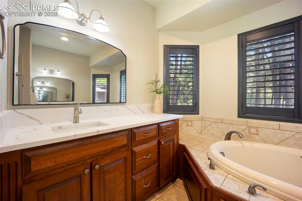 18525 Glenthorne Lane Monument CO 80132