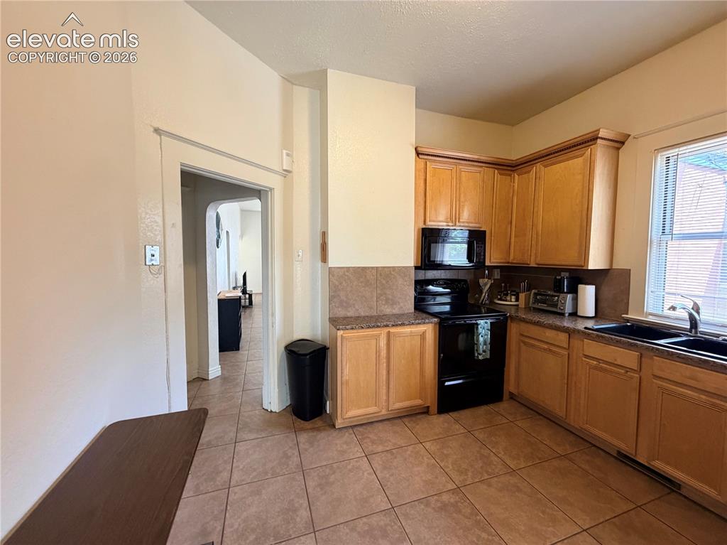 2025 N Greenwood Street Pueblo CO 81003
