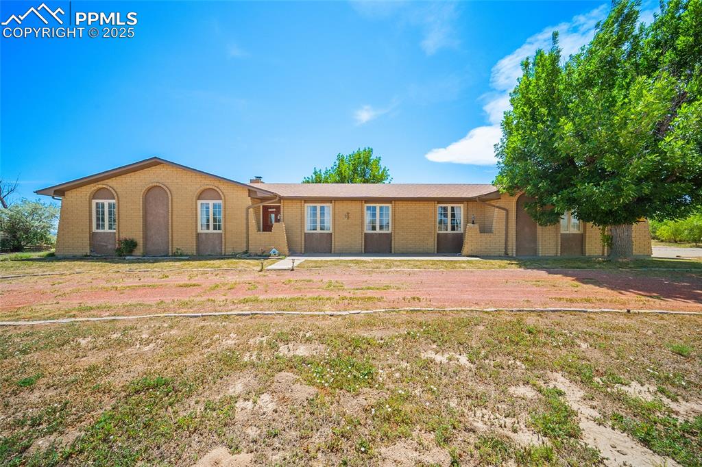 650 E Woodleaf Drive Pueblo CO 81007