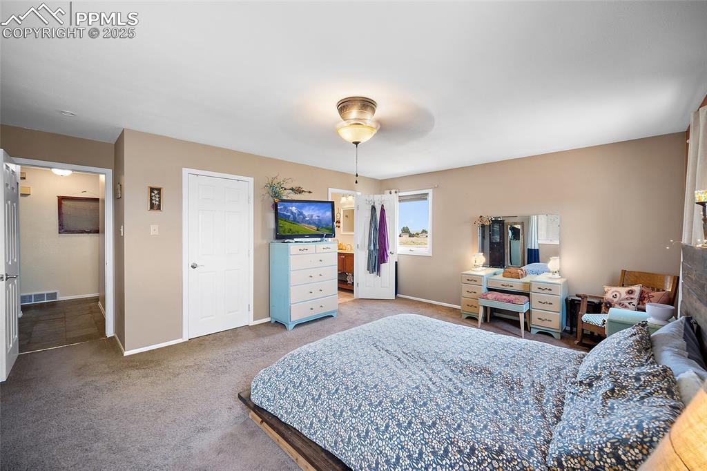 650 E Woodleaf Drive Pueblo CO 81007