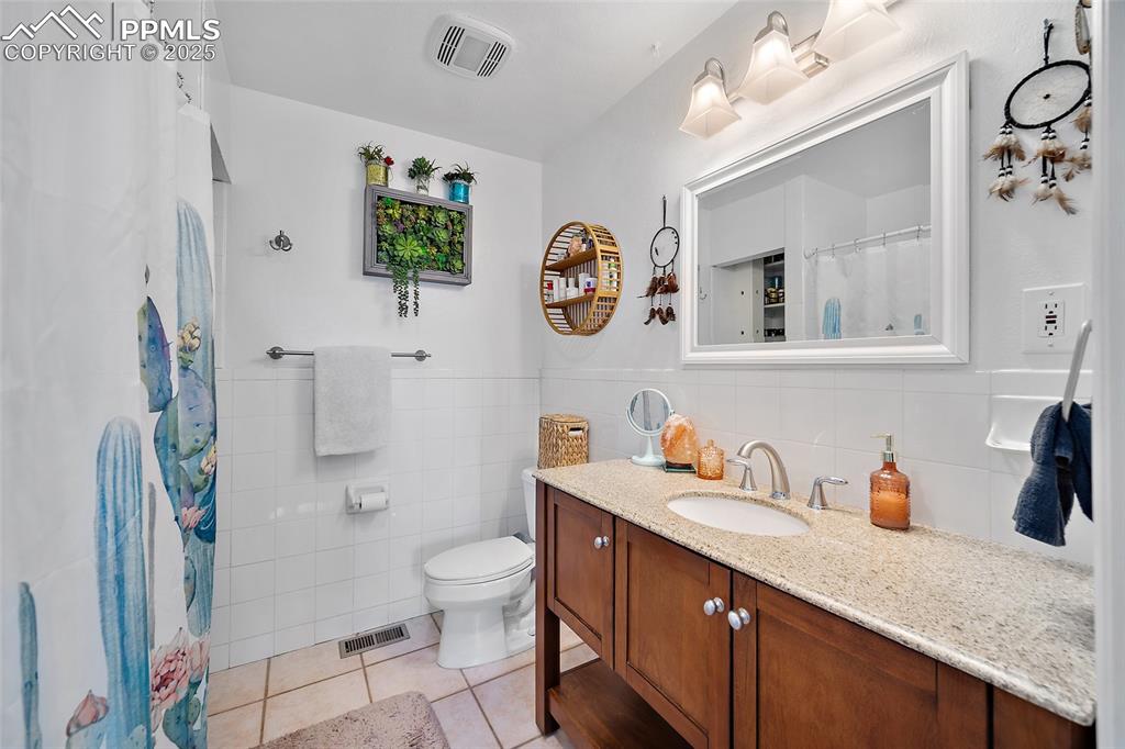 650 E Woodleaf Drive Pueblo CO 81007