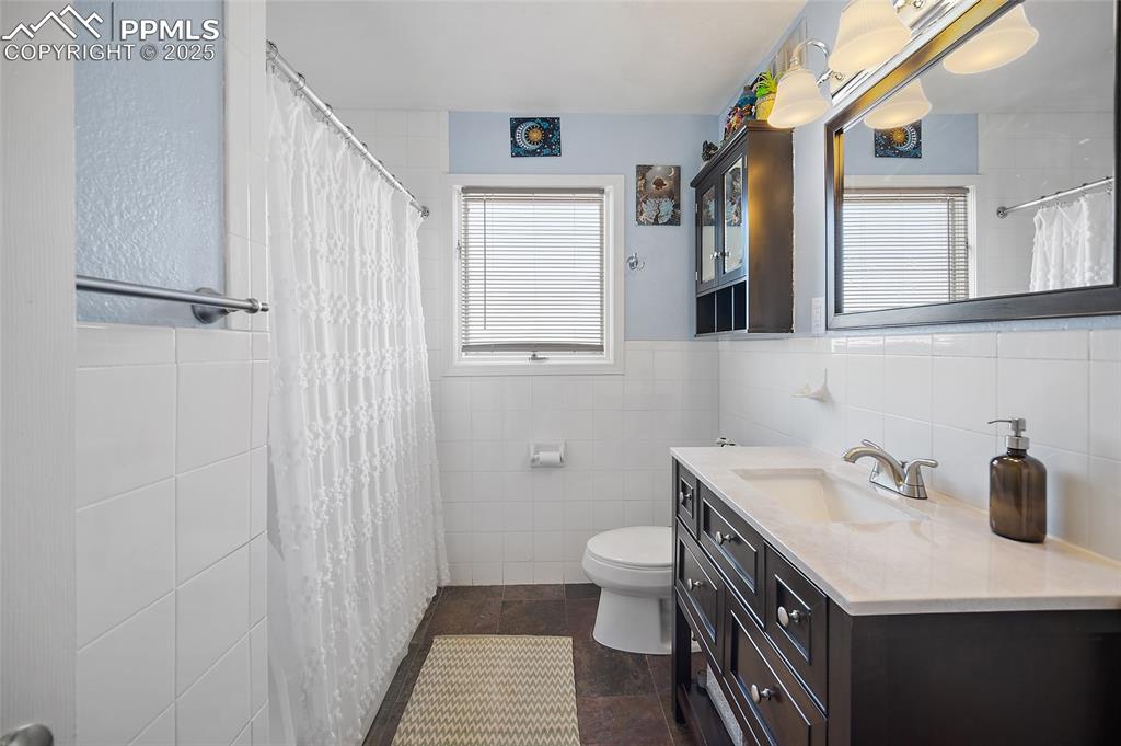 650 E Woodleaf Drive Pueblo CO 81007