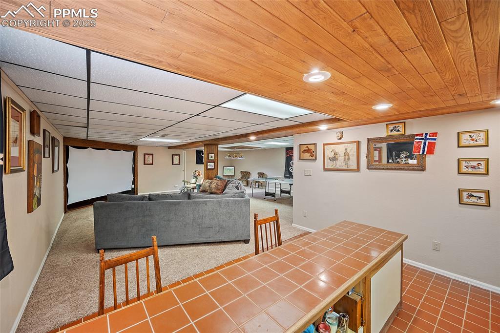 650 E Woodleaf Drive Pueblo CO 81007