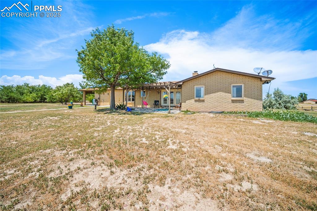 650 E Woodleaf Drive Pueblo CO 81007