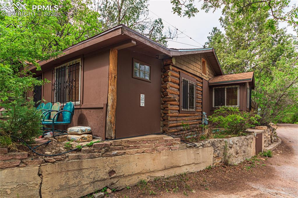 480 Bear Creek Place Colorado Springs CO 80906