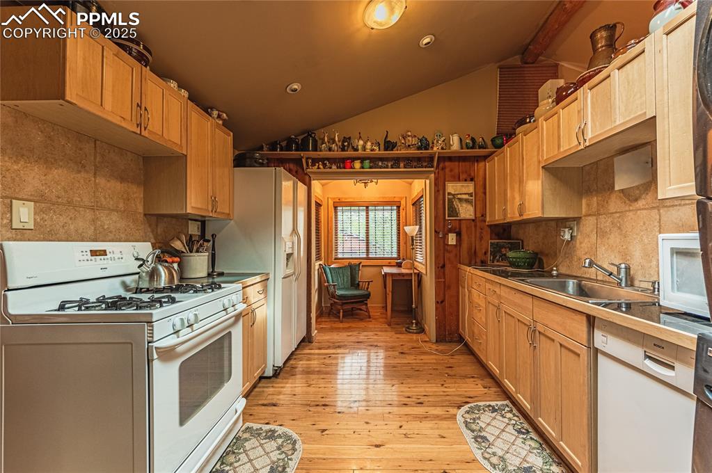 480 Bear Creek Place Colorado Springs CO 80906