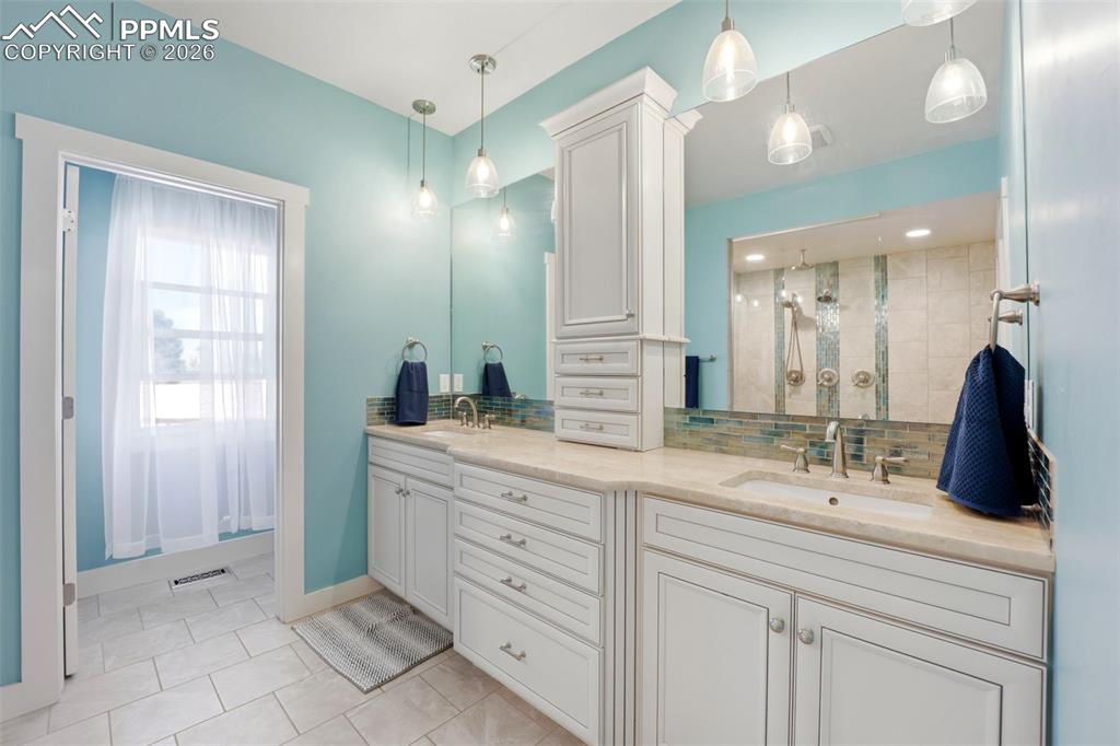 1602 Gold Hill Mesa Drive Colorado Springs CO 80905