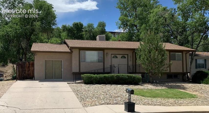 2215 Montezuma Road Pueblo CO 81003