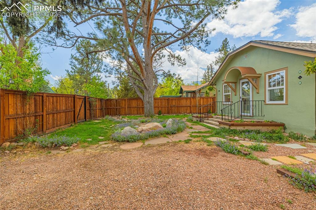 10 Wolfe Avenue Colorado Springs CO 80905