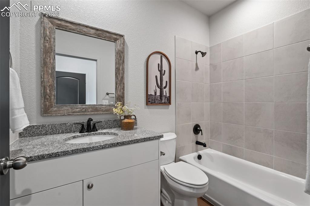 380 S Ashford Drive Pueblo CO 81007