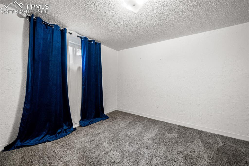 11 Macnaughton Road Pueblo CO 81001