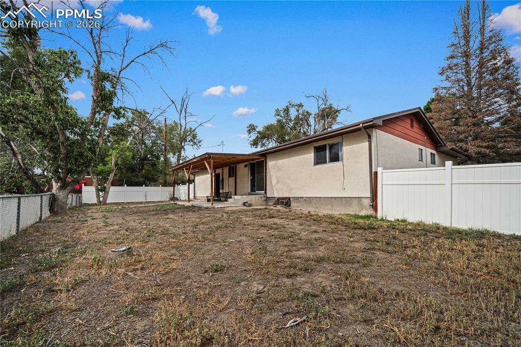 11 Macnaughton Road Pueblo CO 81001