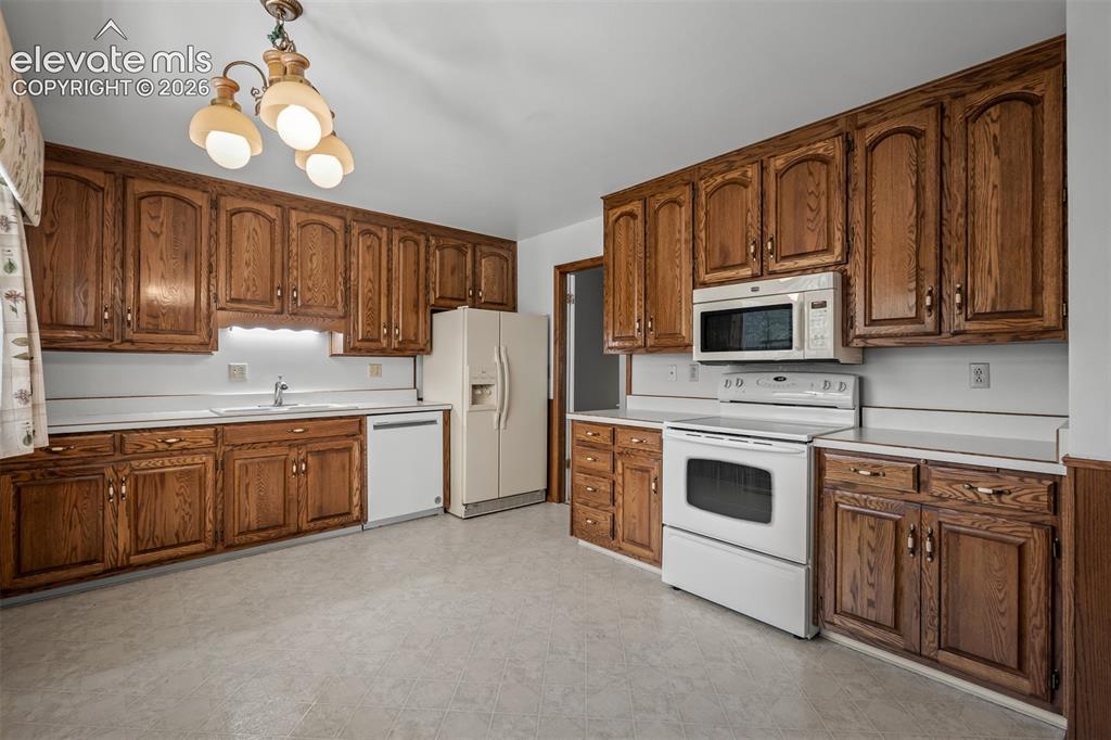 3135 Lees Lane Colorado Springs CO 80909