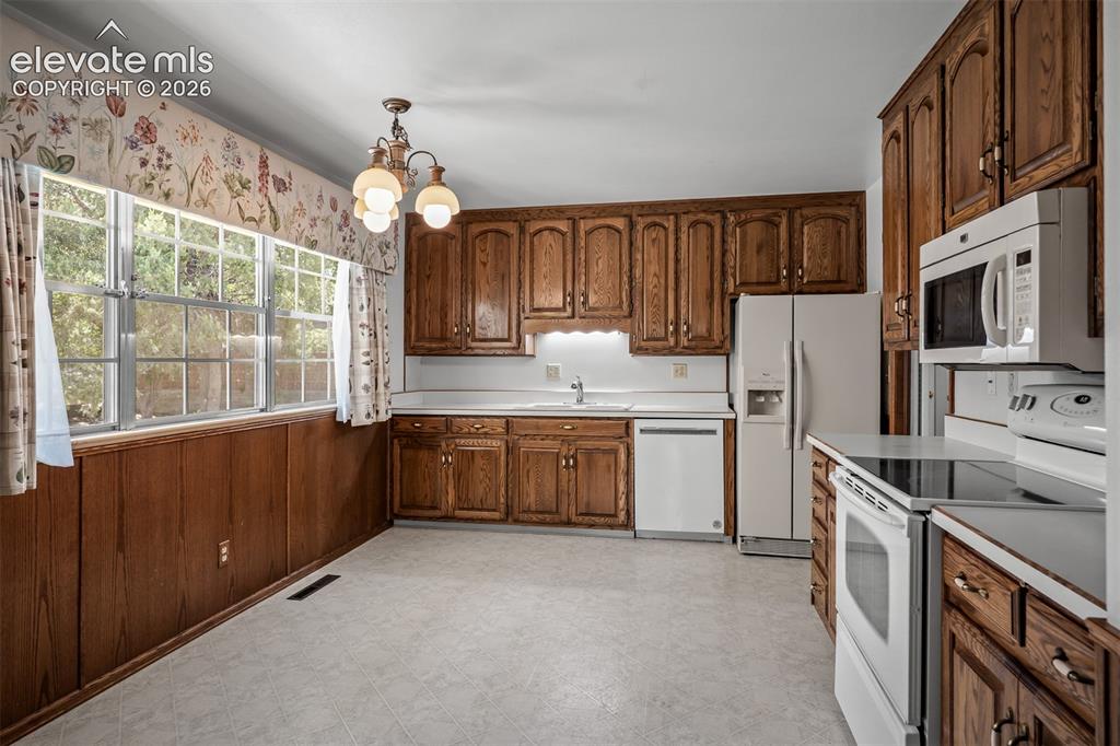 3135 Lees Lane Colorado Springs CO 80909