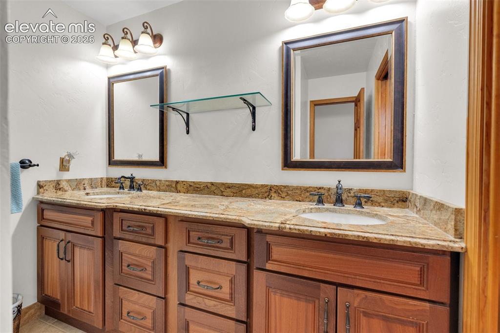 8057 Bannock Drive Larkspur CO 80118