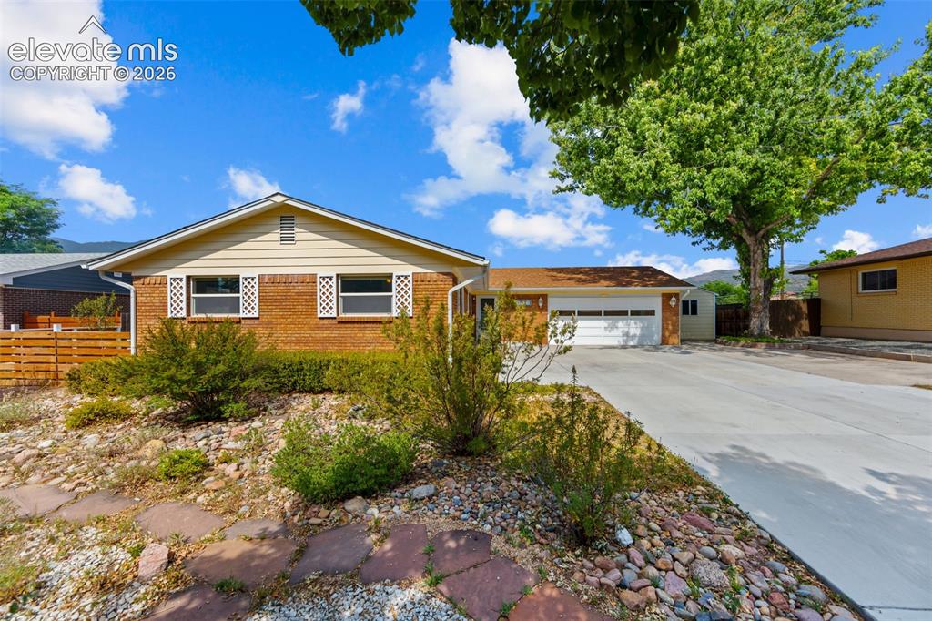626 Pioneer Lane Colorado Springs CO 80904