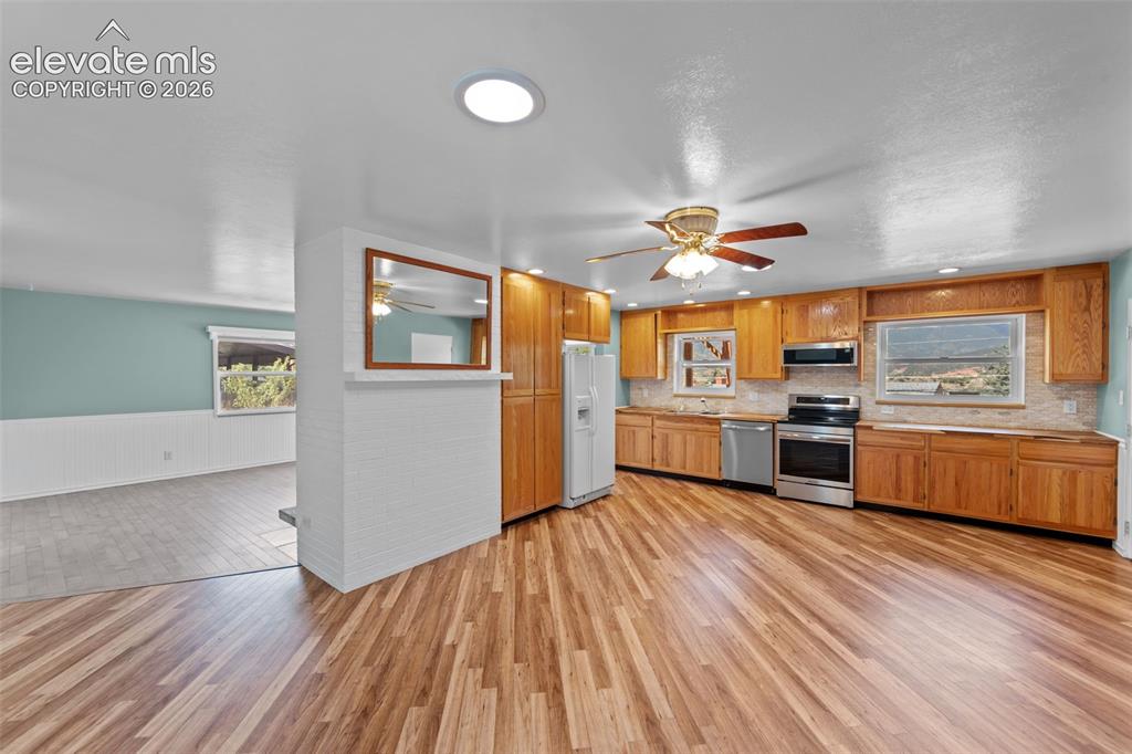 626 Pioneer Lane Colorado Springs CO 80904