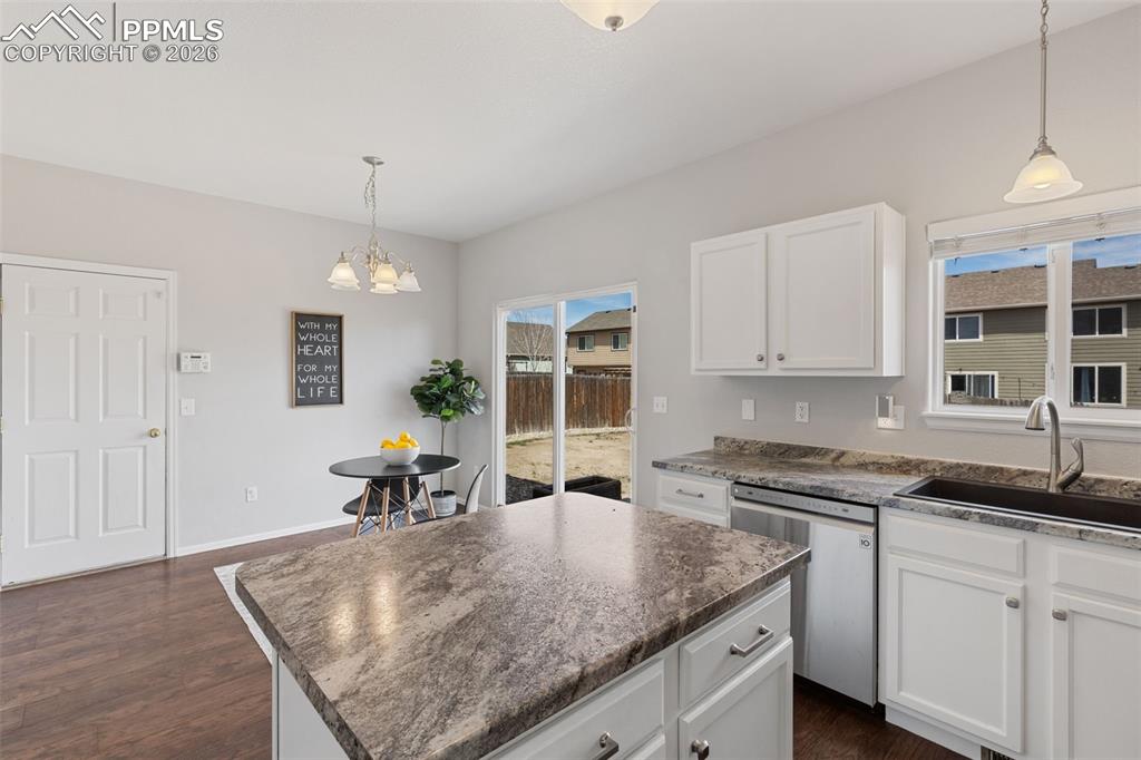7935 Superior Hill Place Colorado Springs CO 80908