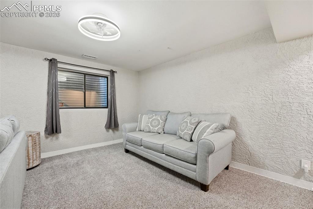 6385 Bismark Road Colorado Springs CO 80922