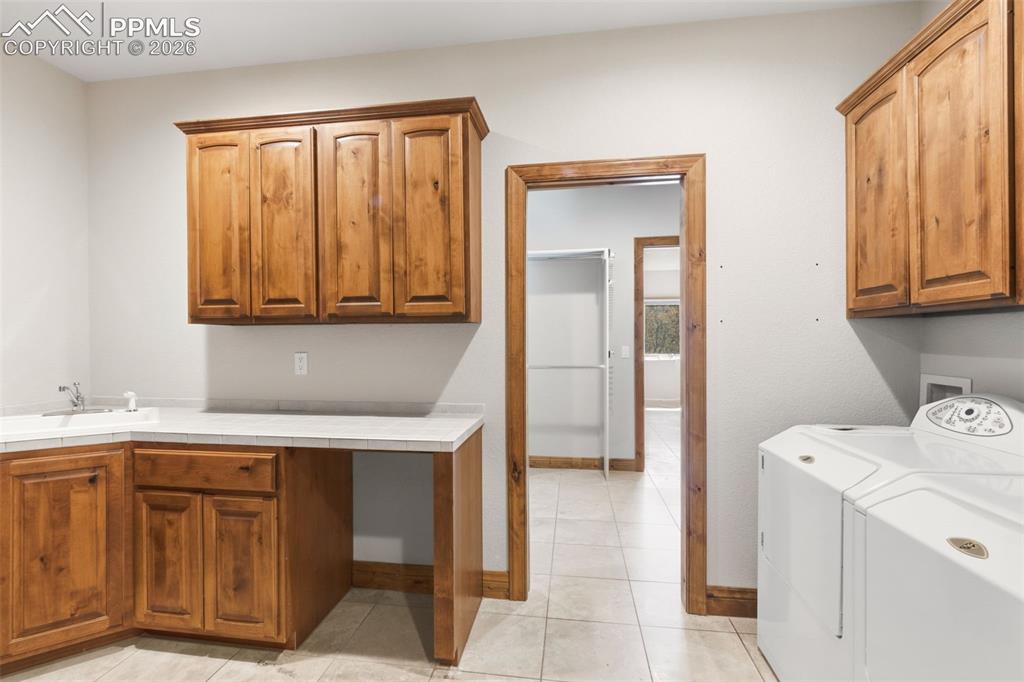 7925 Sawback Trail Colorado Springs CO 80919
