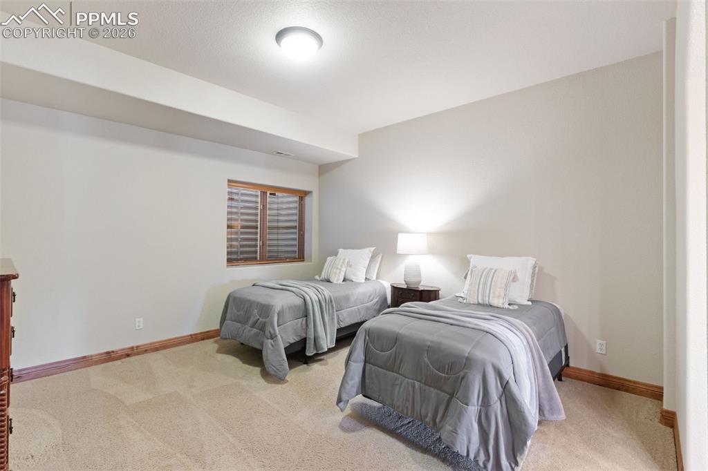 7925 Sawback Trail Colorado Springs CO 80919