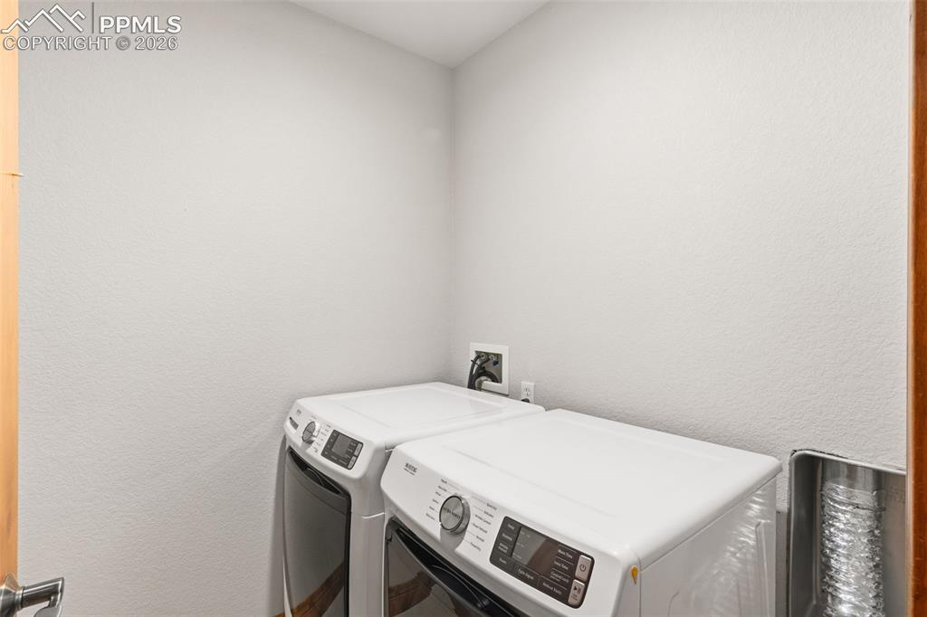7925 Sawback Trail Colorado Springs CO 80919
