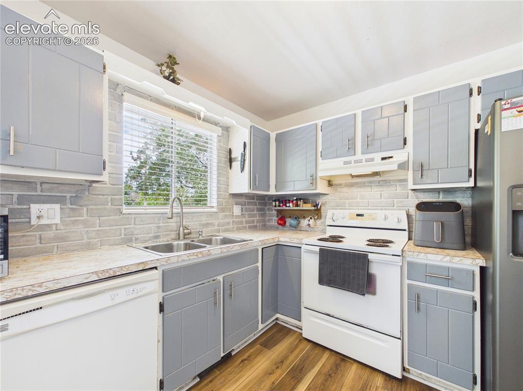 1256 20 1/2 Lane Pueblo CO 81006