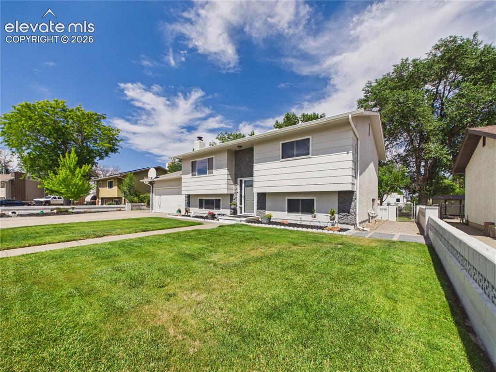 1256 20 1/2 Lane Pueblo CO 81006