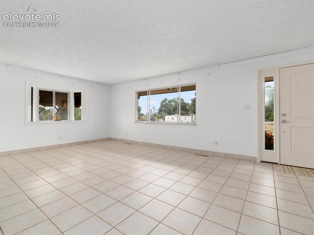 207 Autobee Lane Avondale CO 81022