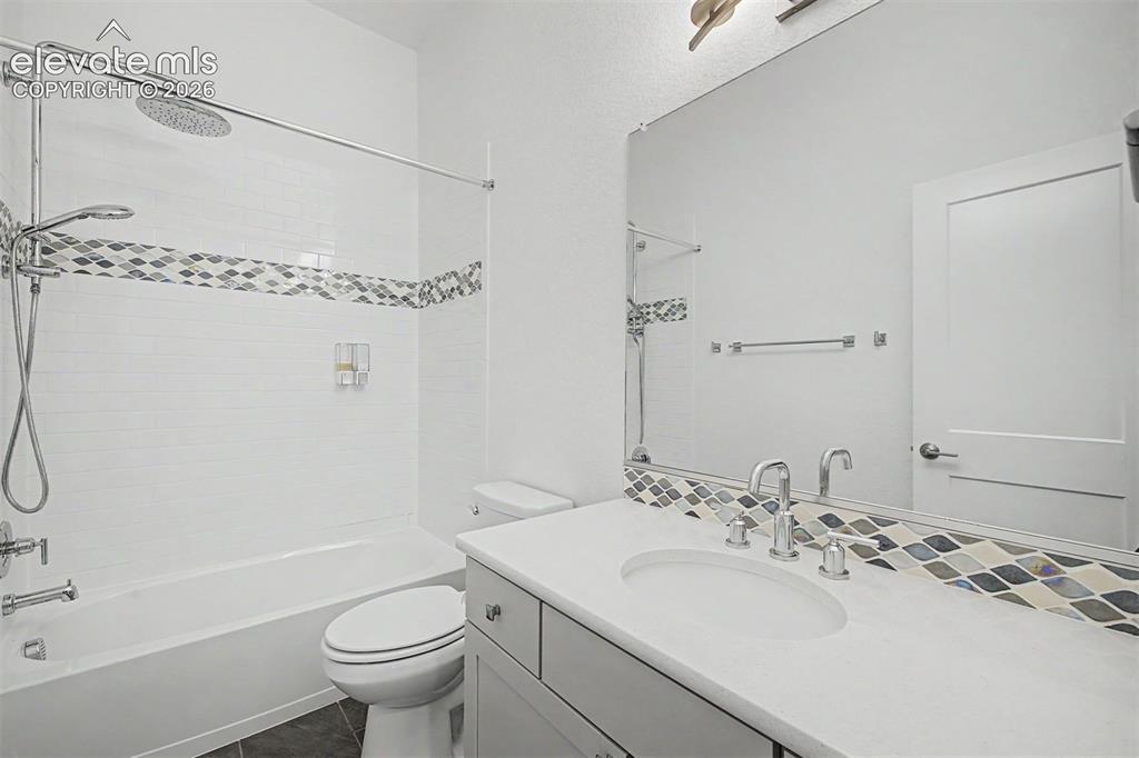 6639 Enclave Vista Loop Colorado Springs CO 80924
