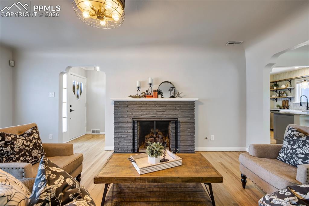 609 Cheyenne Boulevard Colorado Springs CO 80905
