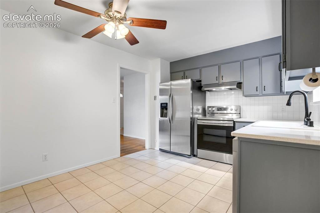 1022 Moffat Circle Colorado Springs CO 80915