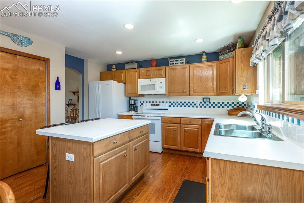 6155 Moorfield Avenue Colorado Springs CO 80919