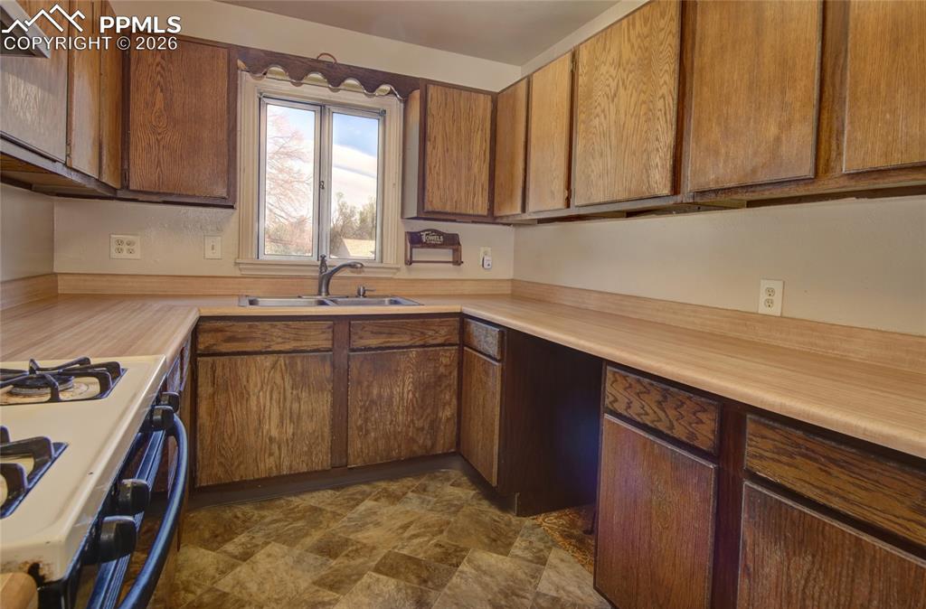 519 W San Miguel Street Colorado Springs CO 80905