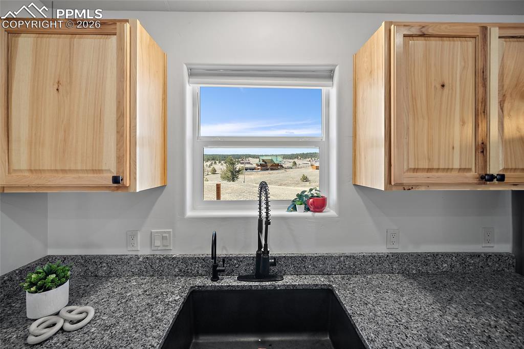 186 Empire Road Florissant CO 80816