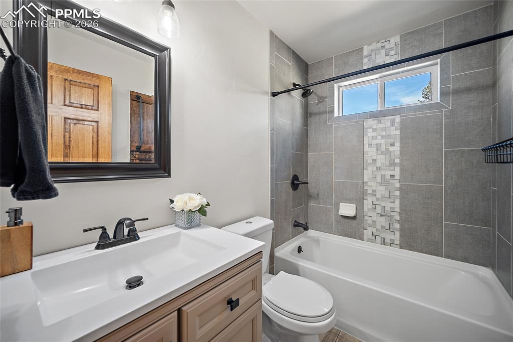 186 Empire Road Florissant CO 80816