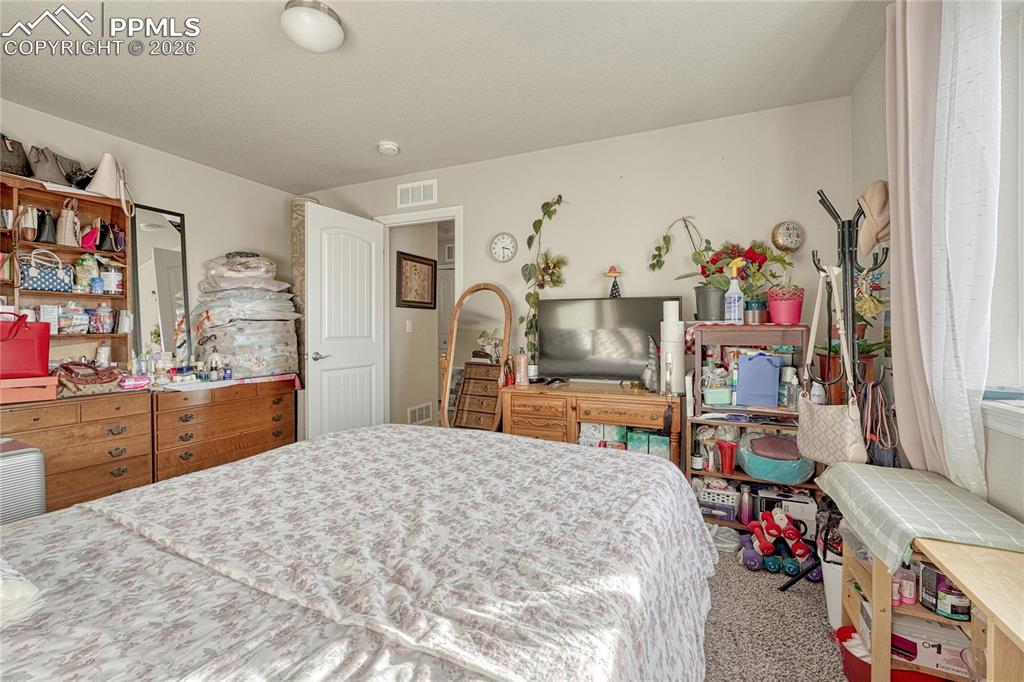 948 Bidwell Drive Colorado Springs CO 80915