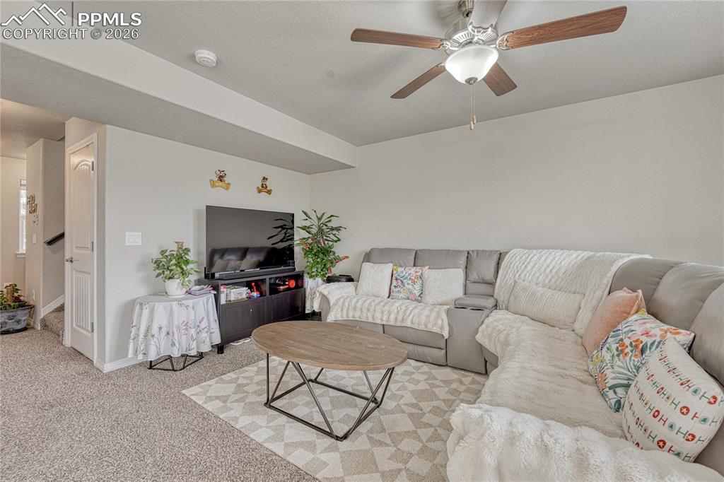 948 Bidwell Drive Colorado Springs CO 80915