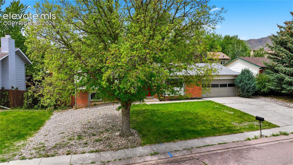 5260 Meadowgreen Drive Colorado Springs CO 80919